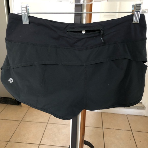 lululemon athletica Pants - Lululemon Speed Shorts Size 4